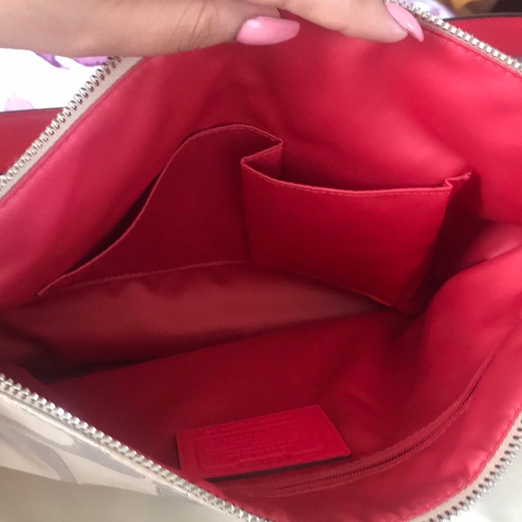 Never worn* COACH crossbody messenger. - Picture 3 of 5